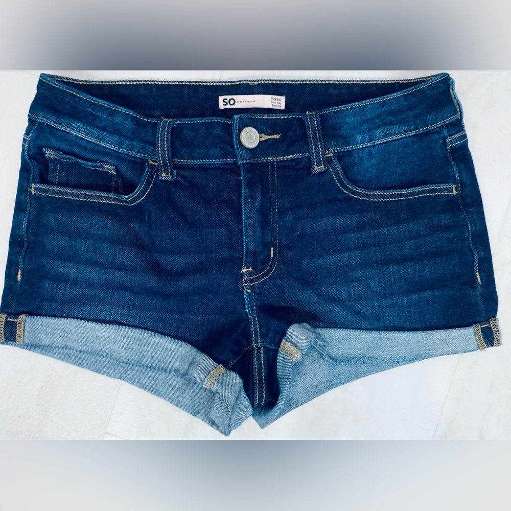 SO cuffed jean shorts. Size 9/29. Like new.